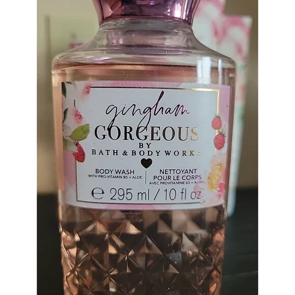 Bath & Body Works GINGHAM GORGEOUS Moisturizing Body Wash 10 oz. - Lot of 4 - Picture 6 of 7
